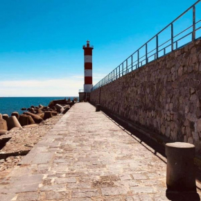 Appart T2 vue imprenable sur le canal et la mer